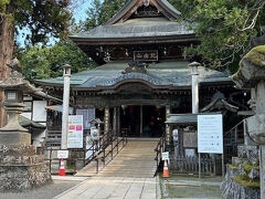 やってきました北向観音堂。前回は工事してたんだよねー。
今日はしっかりブルーシートも剥がされていて美しいお姿。