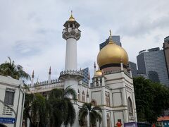 またMRTに乗って移動
イスラム寺院のサルタン モスクに到着