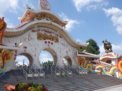 ２日目は、ちょっと遠出して、スイティエン遊園地に。