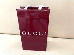成田国際空港第1ターミナル 南ウイング 3F（保安検査後エリア）

「GUCCI（グッチ）」で購入したものの写真。

