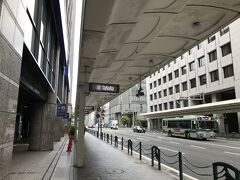 朝は空いてるのよね、、

最終日まで気づかなかったけど、19番出口は、階段の他にも、エレベーターとエスカレーターがあります