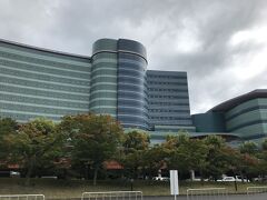 駐車場、満車でした！