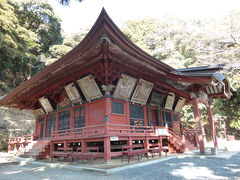 ７３５年行基を開基として創立されたと伝えられている歴史あるお寺です。