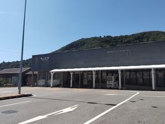 醒ヶ井駅に到着
横の方にコインロッカーあり
待合室には、醒ヶ井の観光マップもありました