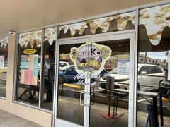 東海岸をドライブしながらカイルアへ
東海岸のフォトスポットも降りて撮影したかったけど、時間が押してるので車窓からの景色で我慢

12:00
ブーツアンドキモズ
10分くらい待って入れた