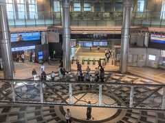 東京駅丸の内北口改札口の景色
写真を2階通路から撮影
2階通路も東京ステーションギャラリーの一部