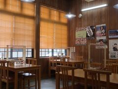 道の駅あまるべの半分はお食事ができるコーナーと、お土産コーナー
ランチは11:00からの提供ですが