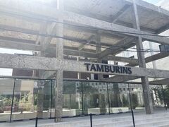 TAMBURINS

香水欲しいな～と入ってみたけど、店内の強めのフレグランスの匂いに夫婦ともどもやられ気持ち悪くなって速攻で店でた　