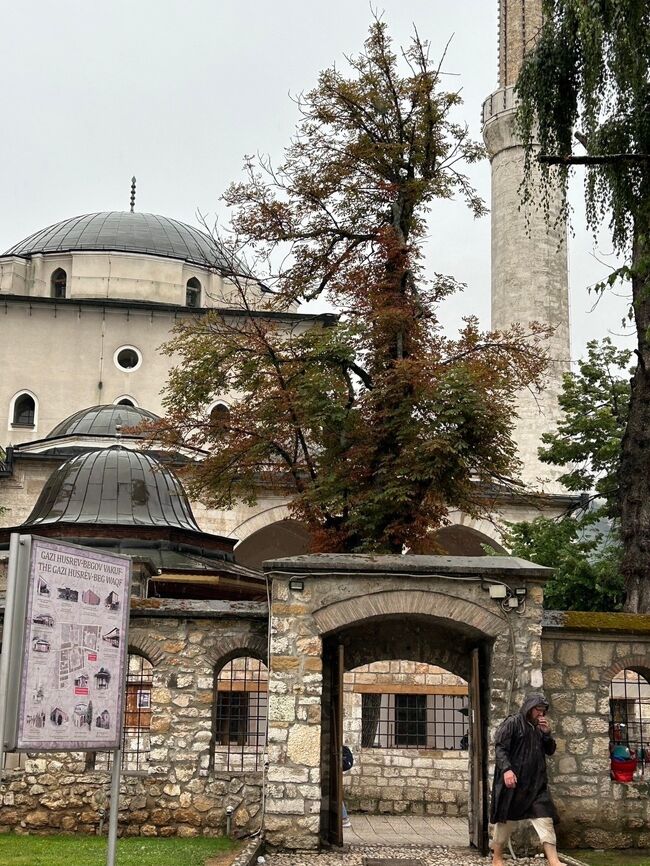 イスラム建築　モスクの修復　ボスニア・ヘルツェゴビナ イスラム建築 モスクの修復 ボスニア・ヘルツェゴビナ