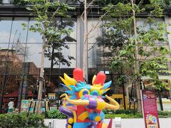 エムスフィア
ホリデイインバンコクスクンビットの隣に2023年に新しく出来たショッピングモール


