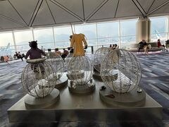 香港空港はオブジェがたくさんあった。