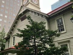 札幌の街中をぶらぶら
ホテルの近く、札幌市時計台