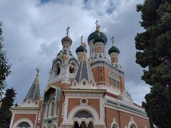 フランスでは一番大きい正教会大聖堂らしいです
とても魅力的な外観です
無料で内部を見学できます
