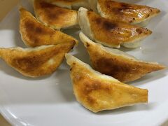 餃子きました。プリプリで他ではなかなか食べれませんよ。