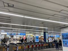 お友達との待ち合わせ場所近鉄なんば駅に移動しました。
