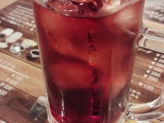 甲府駅で乗り換え時間に途中下車。
改札外のカフェ＆ワインバー葡萄酒一番館でかち割りワインをいいただきます！
このあと、首都圏まで戻りました。
やっぱり長野はちょっと遠い。
でも、楽しい1日でした！