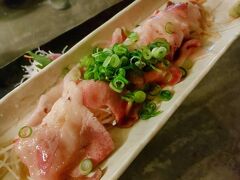 観光後は夕食。猿々楽々へ。