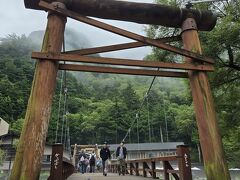 河童橋、空いています。
現在朝8時前。