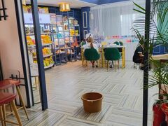 歩き回ってくたびれたので、皆満場一致でGOGO！
