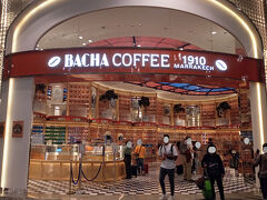前回時間なくて買えなかった「BACHA COFFEE」でコーヒー豆かって