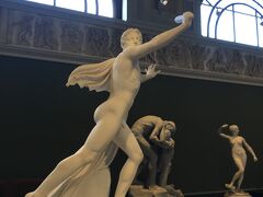 ニューカールスベア美術館