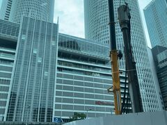 　途中、事故や工事の関係で、高速道路が渋滞しており名古屋到着が20分くらい遅れました。