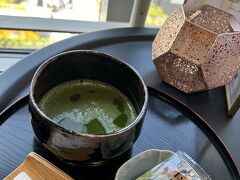「THE TOWER LOUNGE CASHIME（カシメ）」