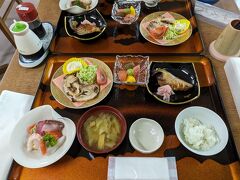 お宿のお夕飯