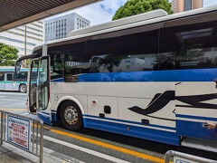 JR東海バスの高速バスを利用します。