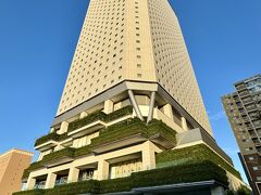 17：19

裏口からアパへ
噂の1秒チェックインは超ラクチン（カードでの事前決済必須）
OTAのチェックアウトは1時⇒10時に・・・
アパ直は11時変わらず