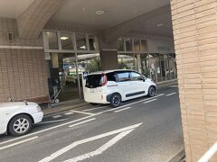 昨日に引き続き、呉中央桟橋ターミナルに到着。