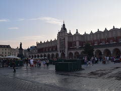 クラクフに戻ったら雨は上がっていた。

でもココでも結構降ったみたい。