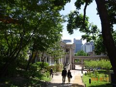 こんな石造りの建物もあった。