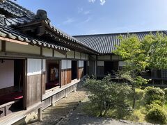 昔のお屋敷を見に来ました
平日だったから空いていました