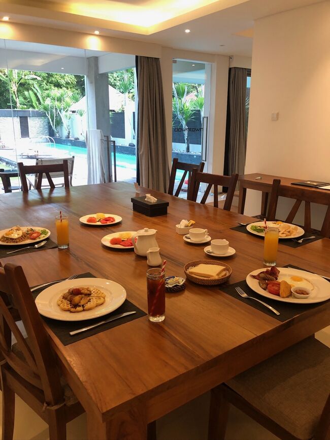 7：００少し前にスタッフさんが来て、朝食の準備をしていってくれました。<br />