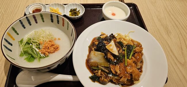 いつもはおにぎりとかで我慢するのですが、今回は一人だし、しっかりめの夕食をいただきました。<br /><br />