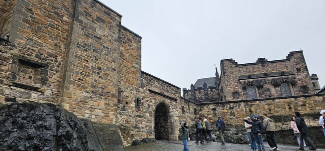 この奥がクラウンスクエアです。<br /><br />ここで約45分ほどのフリータイムとなりました。