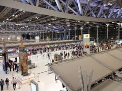 食後はマッサージに行って、バイクを返却して、空港へ