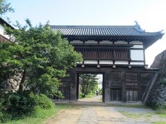 小諸城大手門