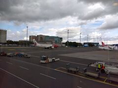 タリンのレンナルト・メリ記念タリン空港Lennart Meri Tallinna lennujaamです。

空港は新しく、そしてこじんまりとした空港でした。
日本で例えると地方の小都市空港という感じ。