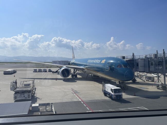 今回のフライトは初のベトナム航空にお世話になります<br />機体の色がきれい