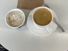 　カンタス航空のラウンジにやってきました。ここはこのアイスクリームがお目当てです。