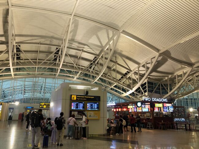 足取り重く、、、