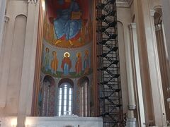 15:55
サメバ大聖堂(至聖三者大聖堂)。なぜか写真がこれしかない。
