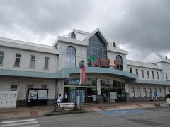 10:30発のお宿のバスで11:00前に米沢駅に到着ー☆

今にも降り出しそうな空模様、さてどうする？

