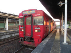 2024.08.03　田主丸
けっこう混んでるのにキハ２２０の１両編成。