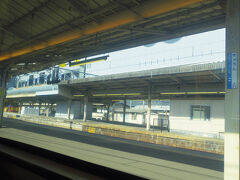 サンダーバード号グリーン車内で窓側前後に座る不倫カップルをみつつあっと言う間に京都駅ｗ