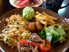 この日は6時ごろに起きて7:45頃に朝ご飯を取りました。
種類は多くないけど、しっかり食べられてよかった。