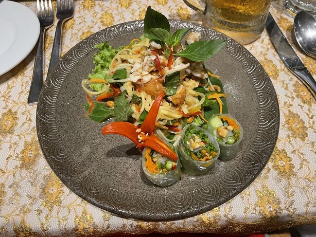 マンゴーサラダ