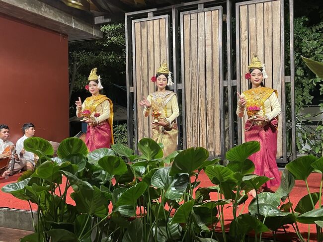 アプサラダンスが始まりました